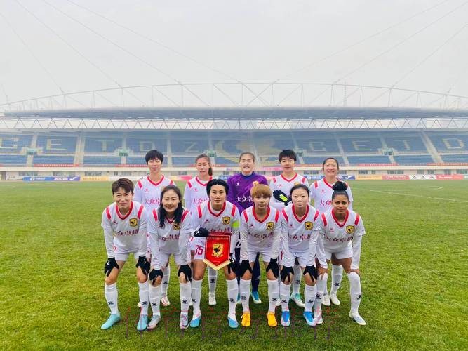 2018赛季女超联赛第8轮：【长春女足4-2河南女足】全华班出战 队长梅开二度
